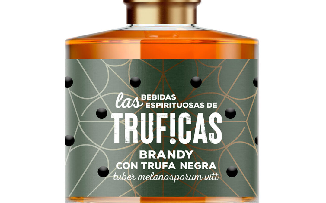 Brandy with black truffle tuber melanosporum vitt