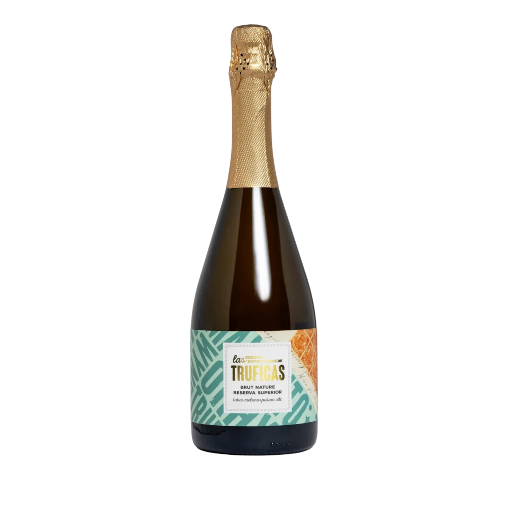 Botella de Brut Nature Reserva con trufa negra Tuber melanosporum de Truficas